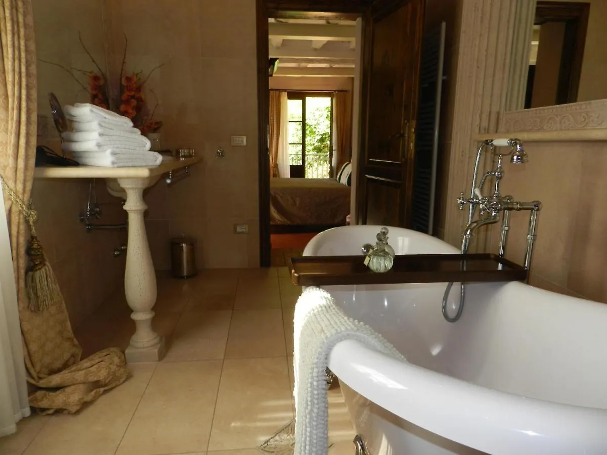 Villa Bertagni Castelnuovo di Garfagnana Frühstückspension